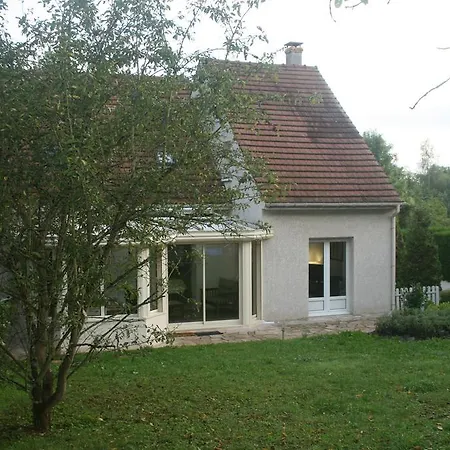 Villa 4 Bedroomed Near Disneyland Paris *