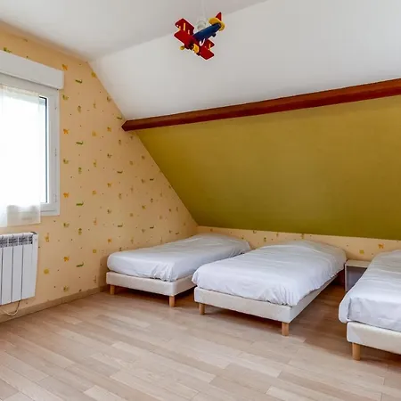 Villa 4 Bedroomed Near Disneyland Paris