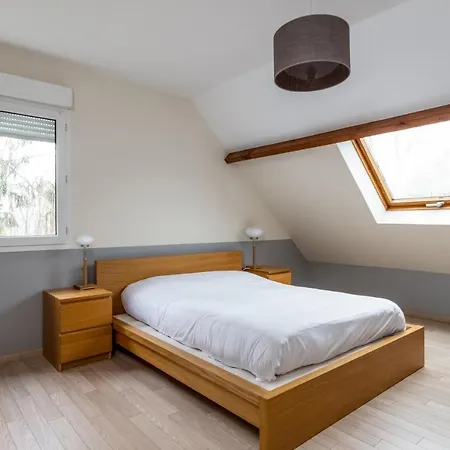 4 Bedroomed Near Disneyland Paris