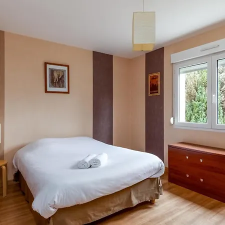 Villa 4 Bedroomed Near Disneyland Paris